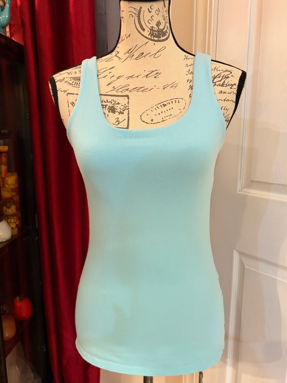 Y2K Basic Editions Classic Scoop Neck Built in Bra Tank Top - Light Aqua